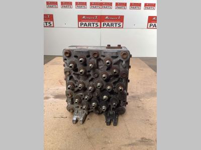 Main hydraulic distributor for Hitachi ZX160LC sold by Massucco T. Srl Area Ricambi