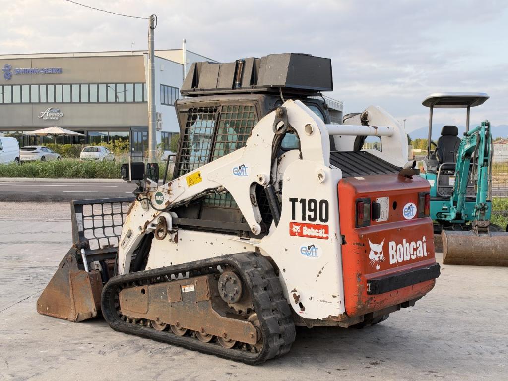 Bobcat T190 Photo 4