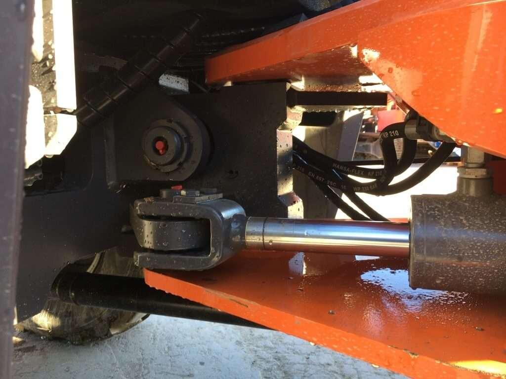 Hitachi ZW95 Photo 16