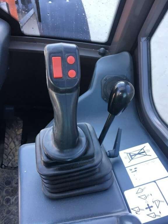 Hitachi ZW95 Photo 7