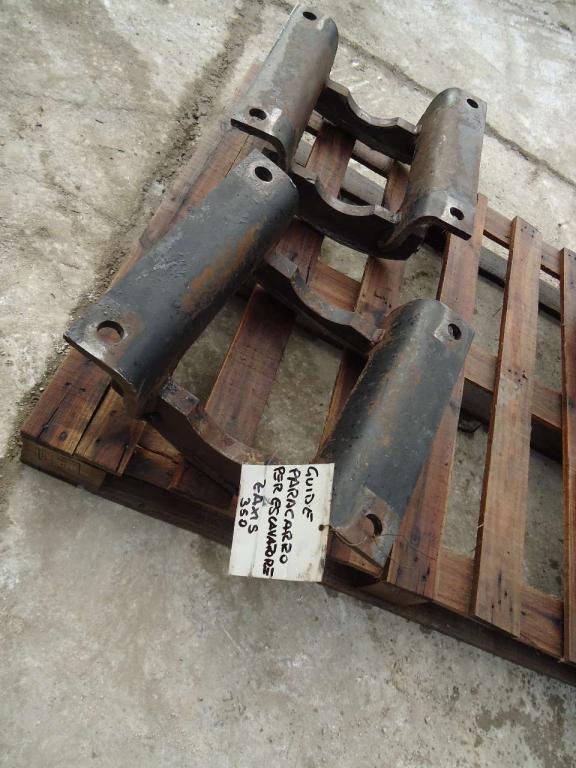 Guide paracarro for Hitachi ZAXIS 350.3 Photo 4