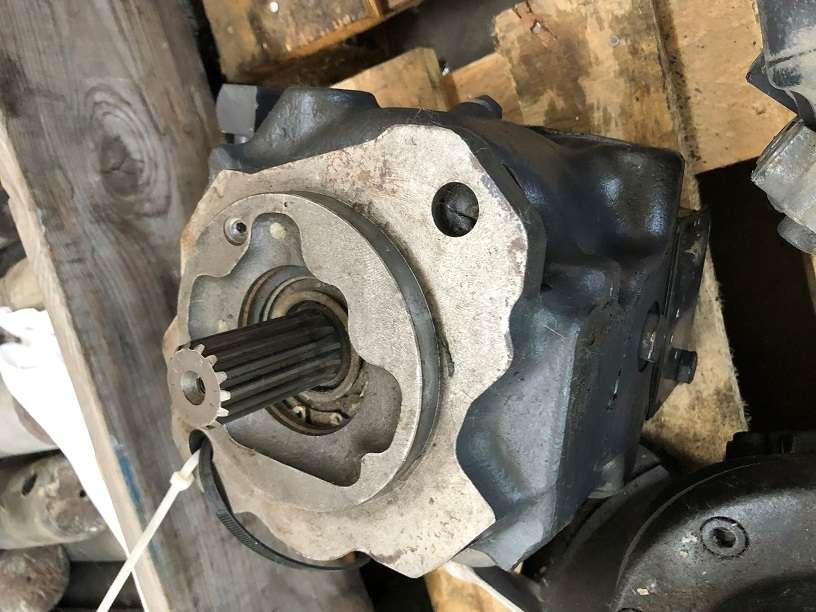 Hydraulic pump for Komatsu WA500 Photo 2