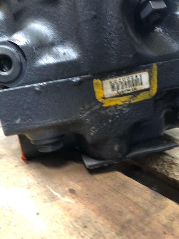 Hydraulic pump for Komatsu WA500 Photo 3