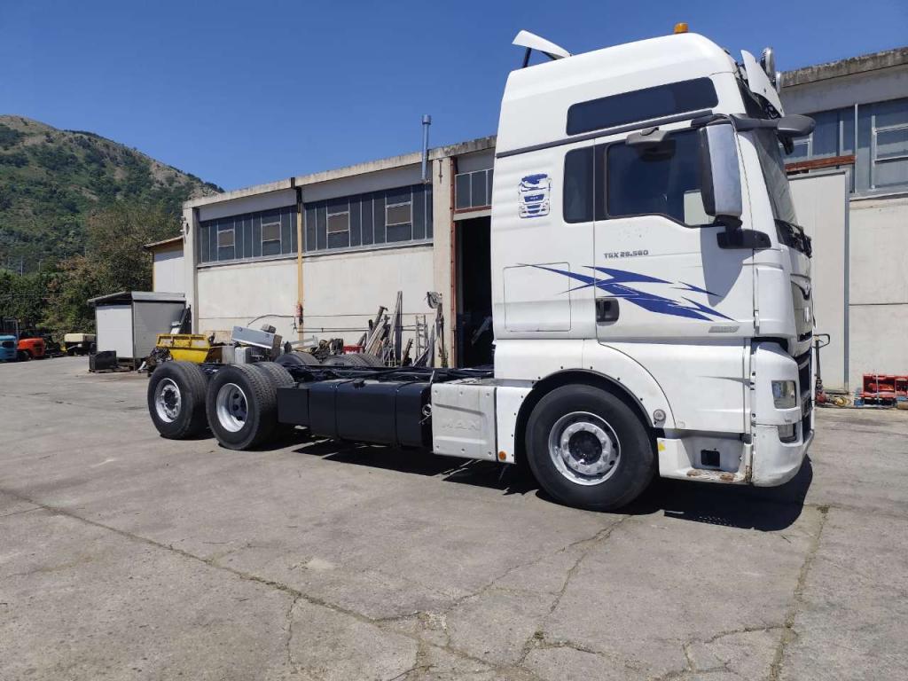 Man TGX 26.560 D38 Photo 19