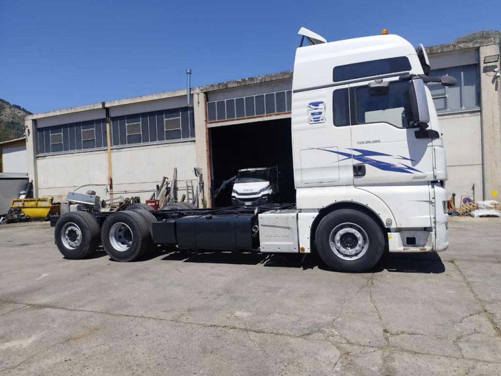 Man TGX 26.560 D38 Photo 22
