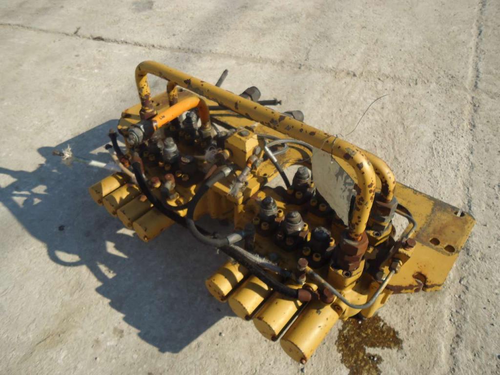 Hydraulic distributor for Fiat Allis FE28 Photo 3