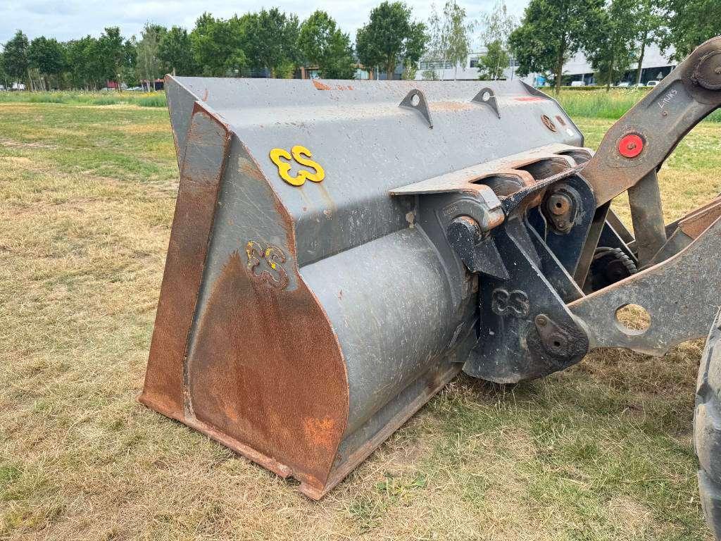 Volvo L150H - Quick Coupler / Pressurised Cabin Photo 12