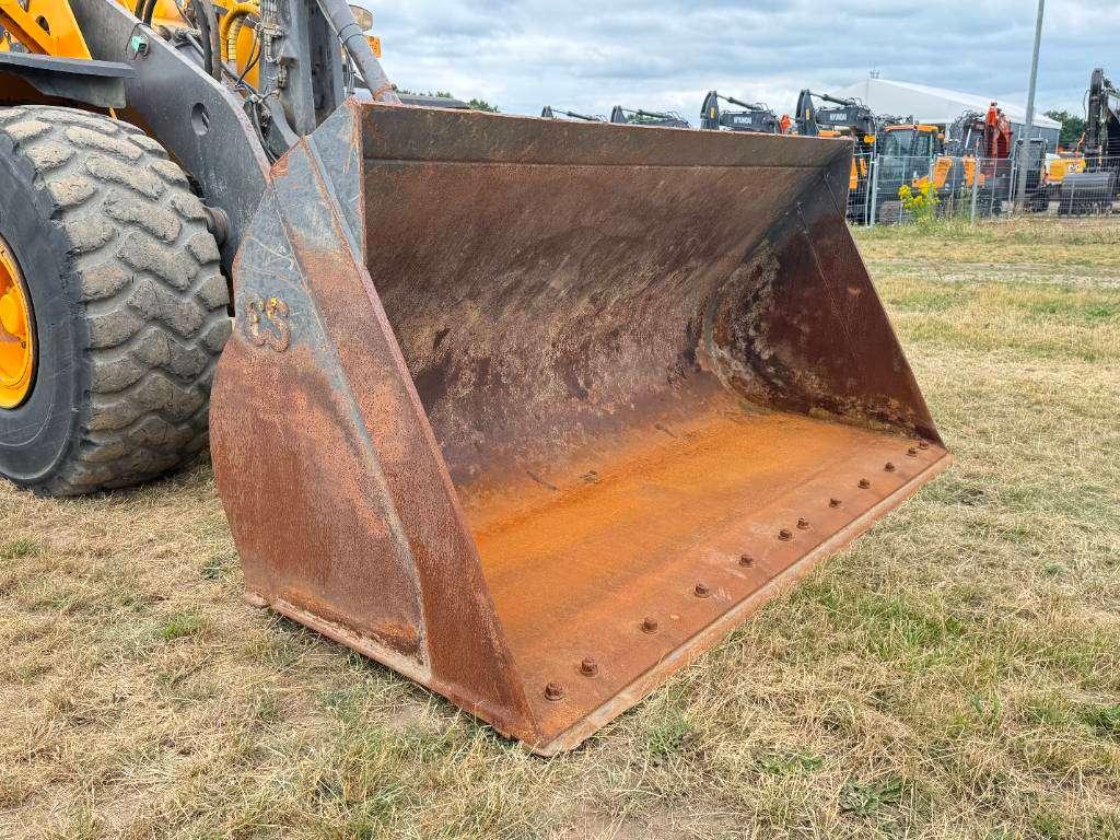 Volvo L150H - Quick Coupler / Pressurised Cabin Photo 14