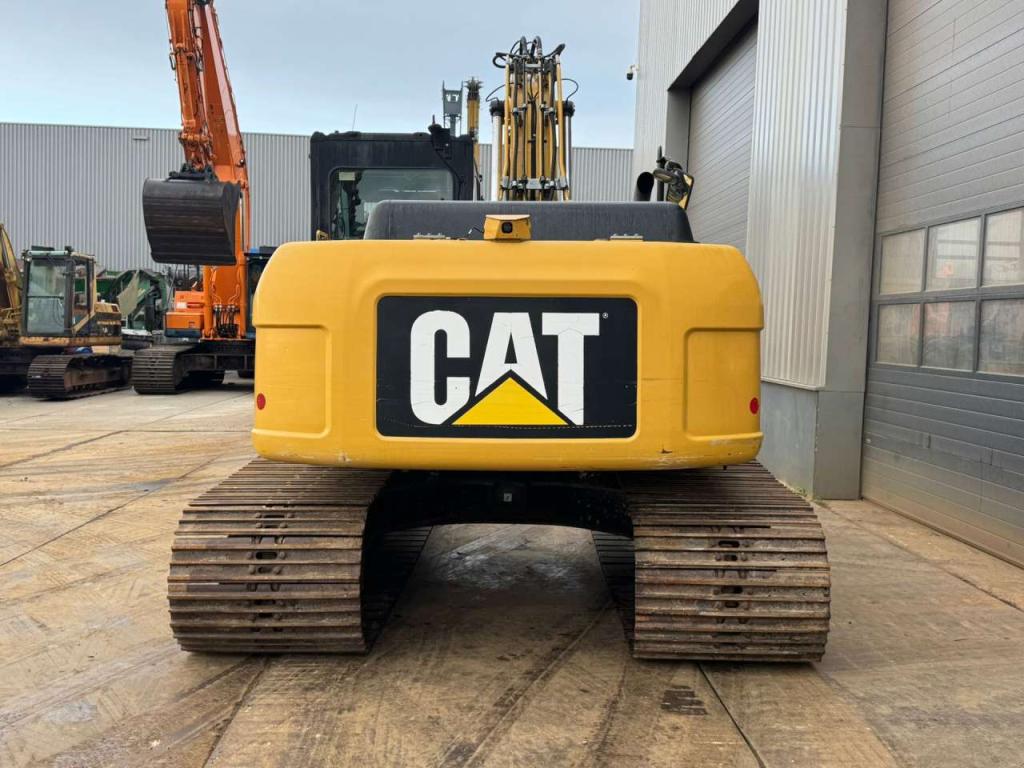Caterpillar 319DL Photo 4
