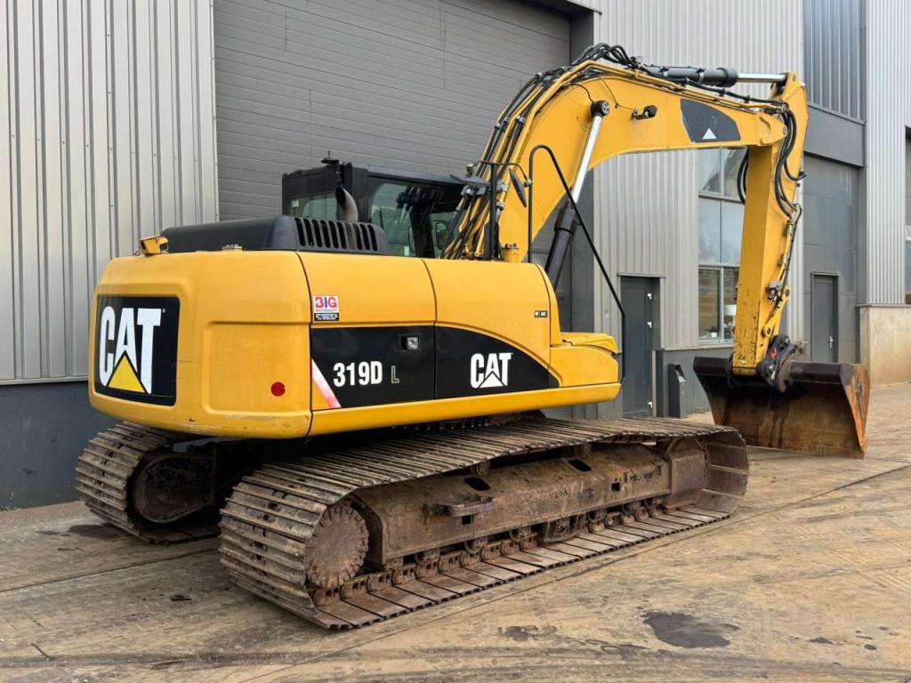 Caterpillar 319DL Photo 5