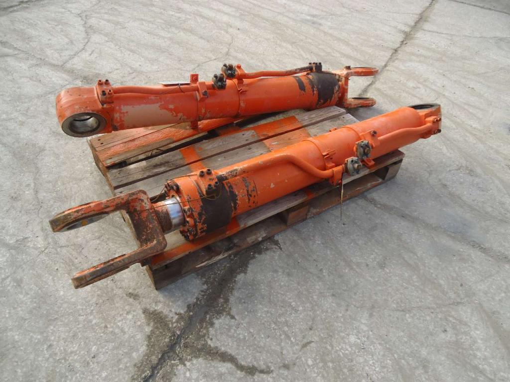 Lifting piston for Hitachi ZW310 Photo 2
