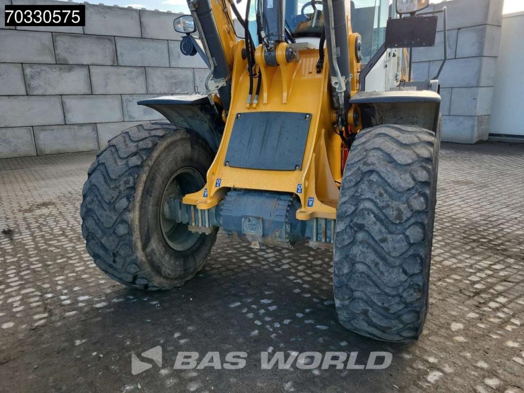 Liebherr L538 Quick Coupler Photo 11
