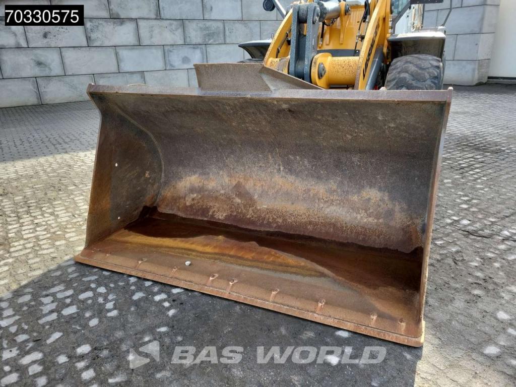 Liebherr L538 Quick Coupler Photo 16