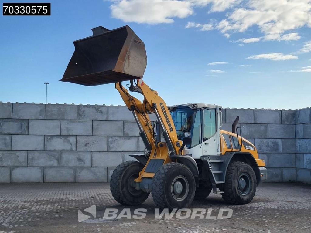 Liebherr L538 Quick Coupler Photo 2