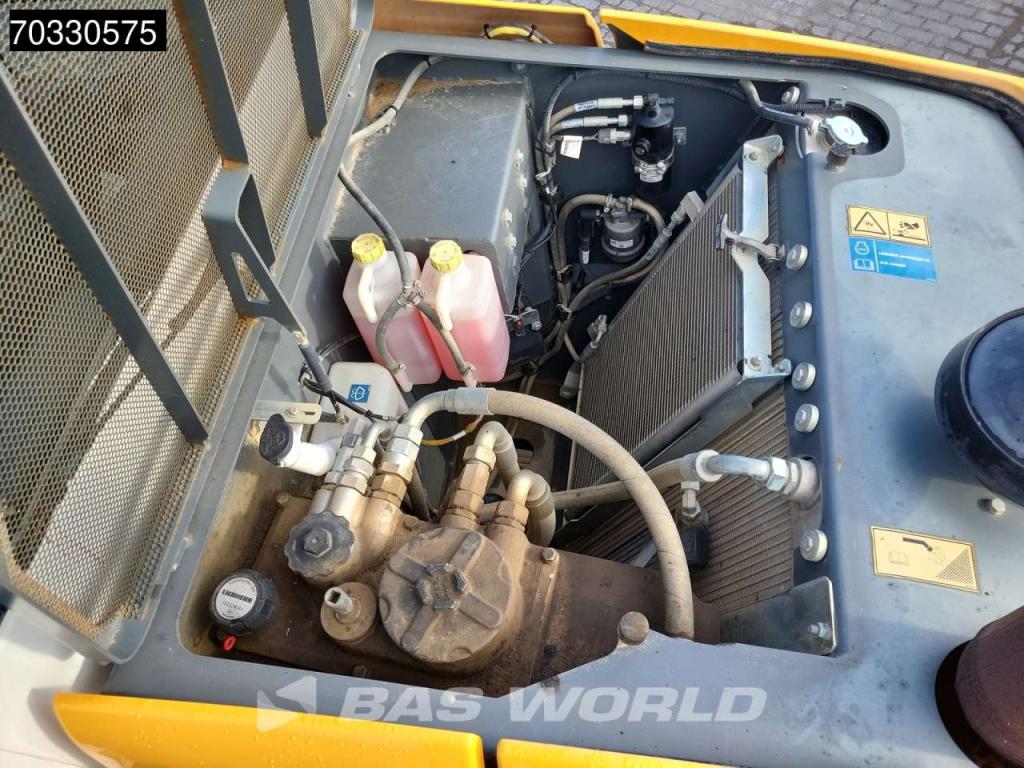 Liebherr L538 Quick Coupler Photo 24