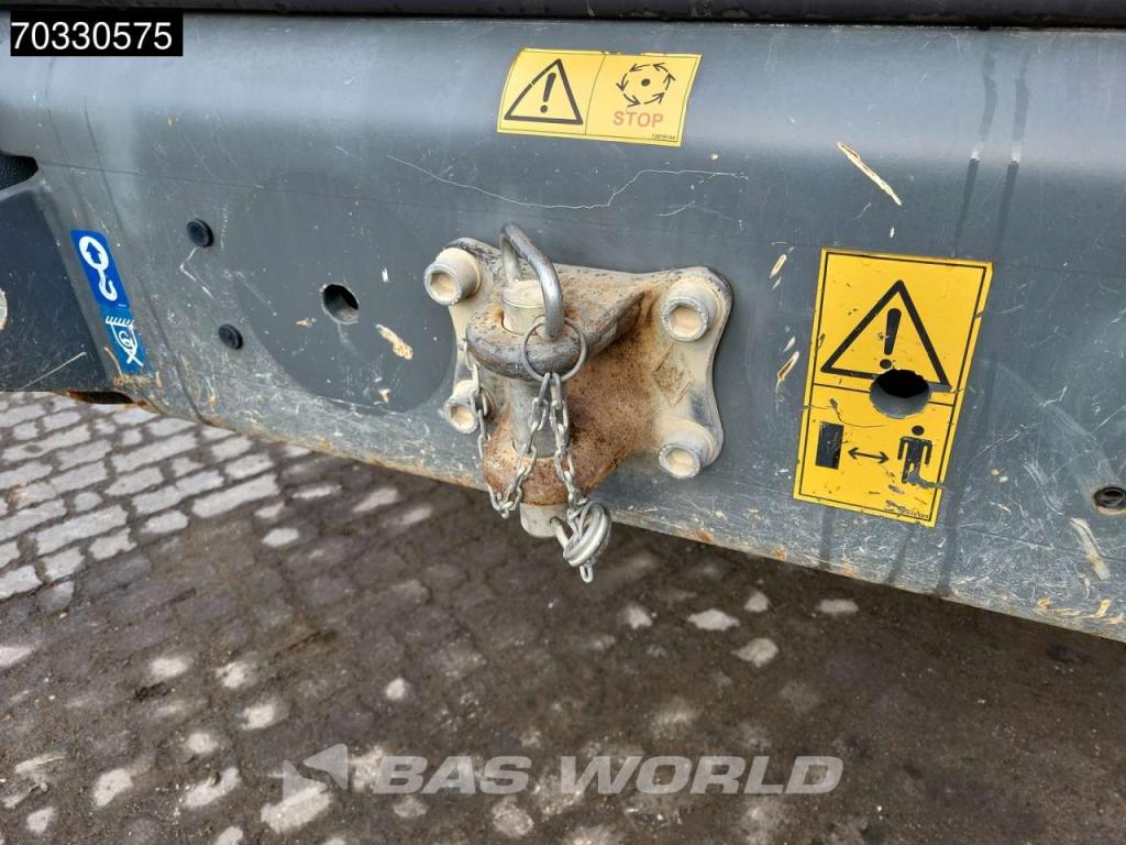 Liebherr L538 Quick Coupler Photo 29