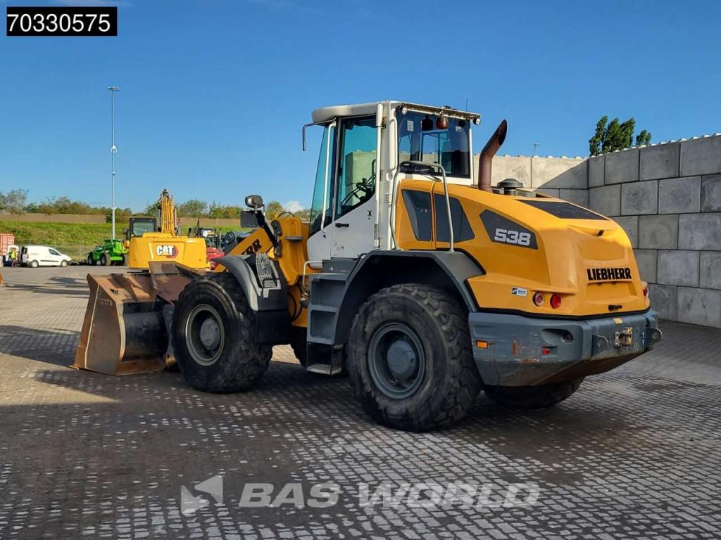 Liebherr L538 Quick Coupler Photo 3
