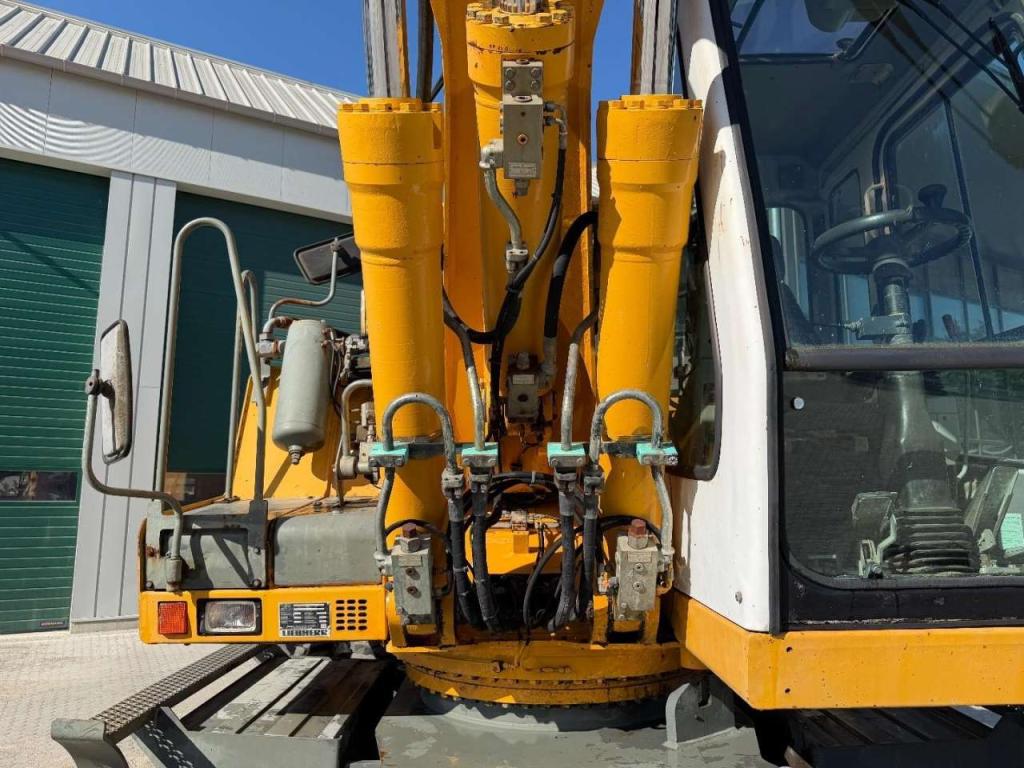 Liebherr A924B Litronic 2x bucket // AIRCON // Outriggers Photo 16