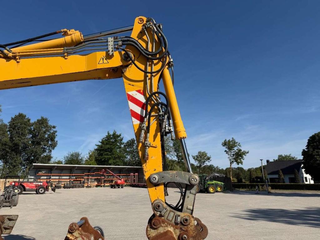 Liebherr A924B Litronic 2x bucket // AIRCON // Outriggers Photo 18
