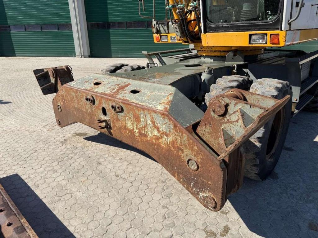 Liebherr A924B Litronic 2x bucket // AIRCON // Outriggers Photo 26