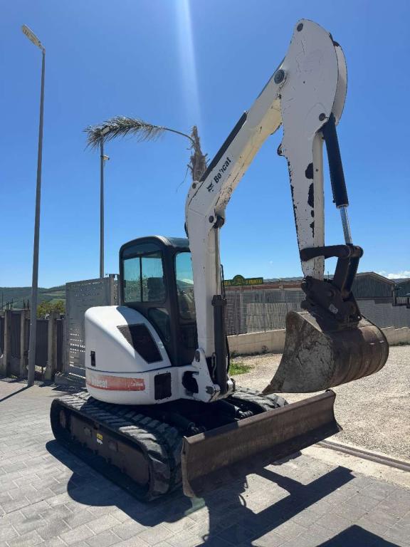 Bobcat 435 Photo 9