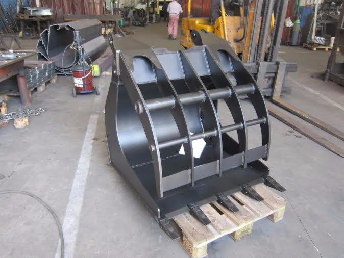 Bucket with grapple Photo 7