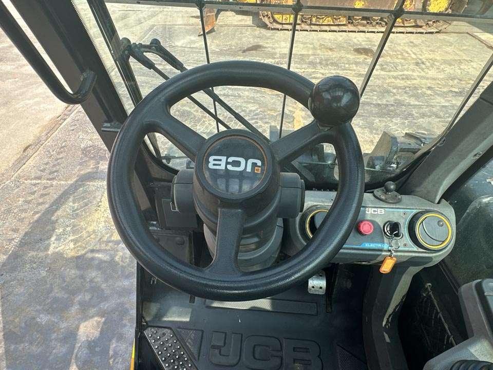 JCB 30-19E 4x2 Photo 16