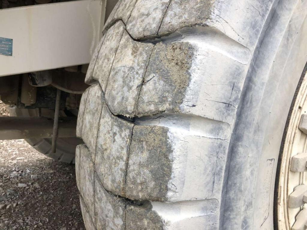 Terex TR100 Photo 16