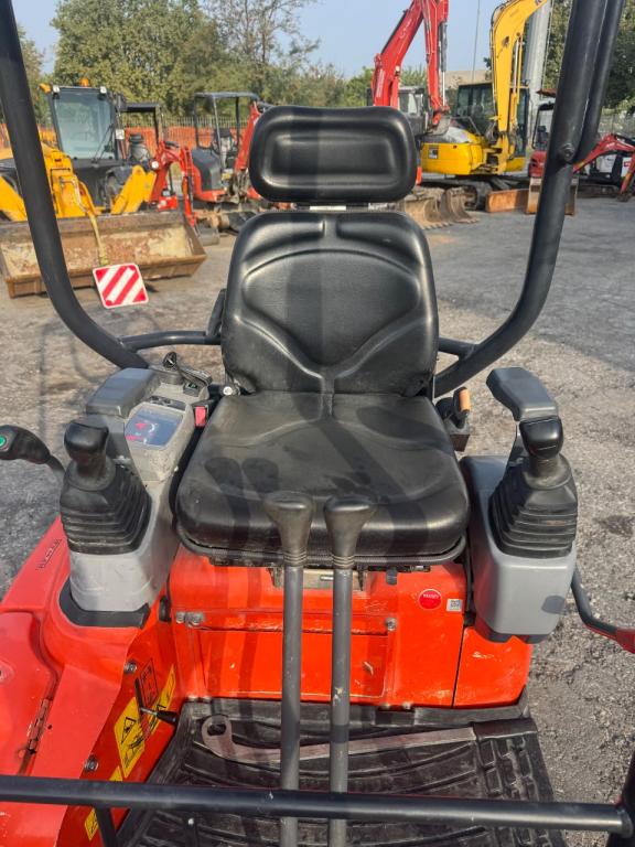 Kubota U17-3 Photo 11
