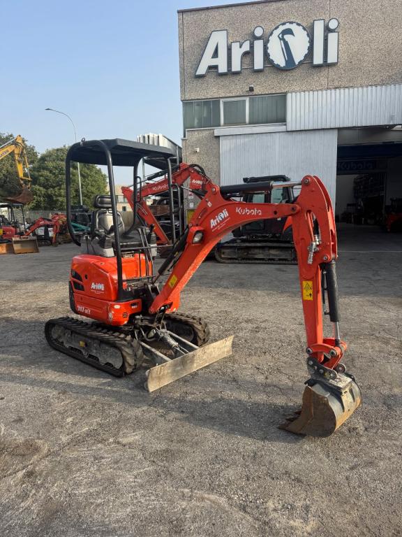 Kubota U17-3 Photo 2