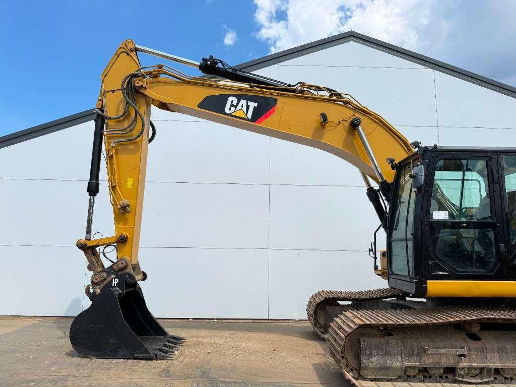 Caterpillar 320FL - New Bucket / Hammer Lines / Camera Photo 11