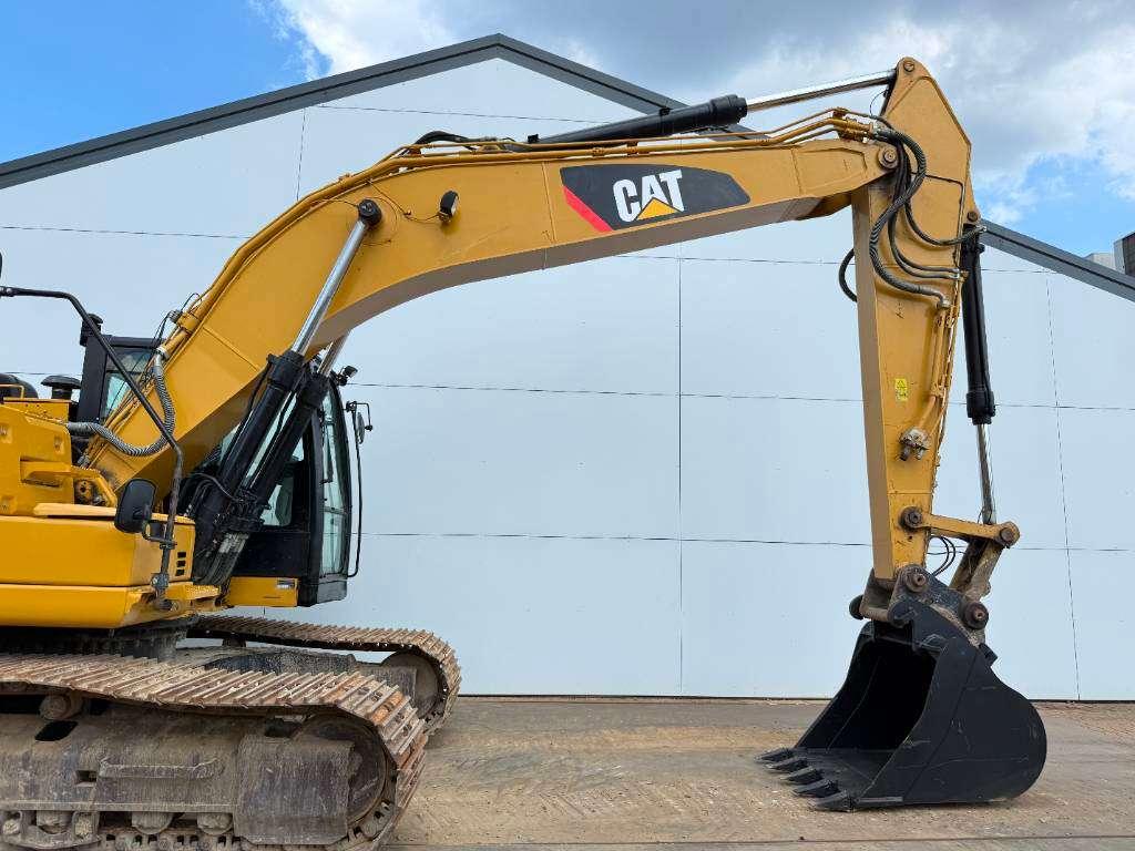 Caterpillar 320FL - New Bucket / Hammer Lines / Camera Photo 12