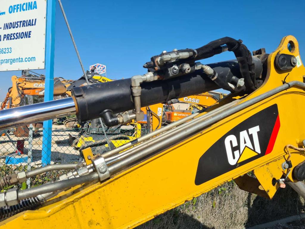 Caterpillar 303E Photo 3