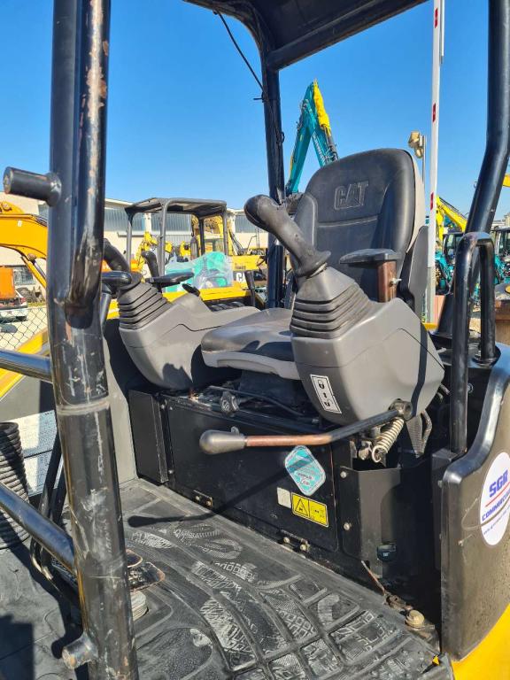 Caterpillar 303E Photo 4