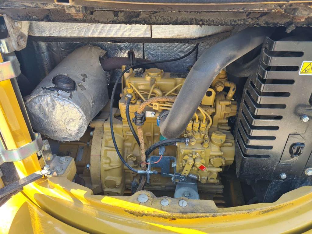 Caterpillar 303E Photo 5