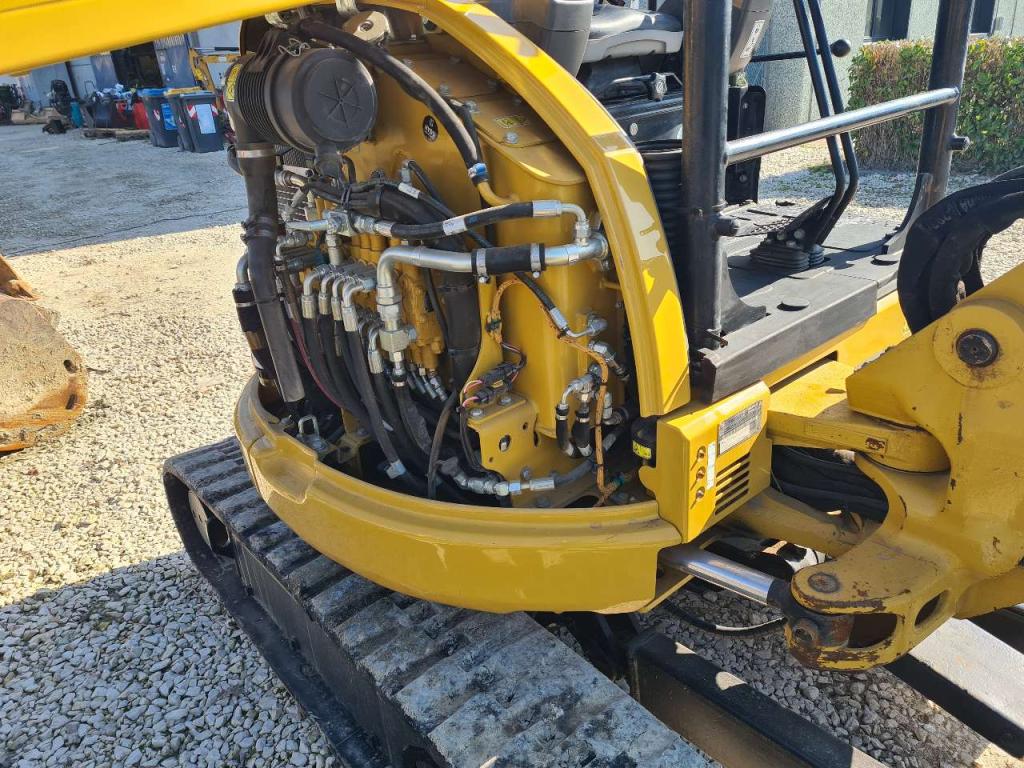 Caterpillar 303E Photo 7
