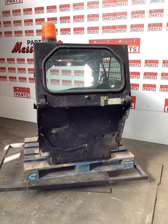 Cab for Bobcat 753 Photo 3