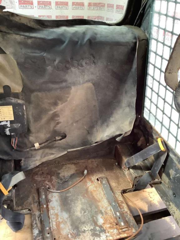 Cab for Bobcat 753 Photo 5