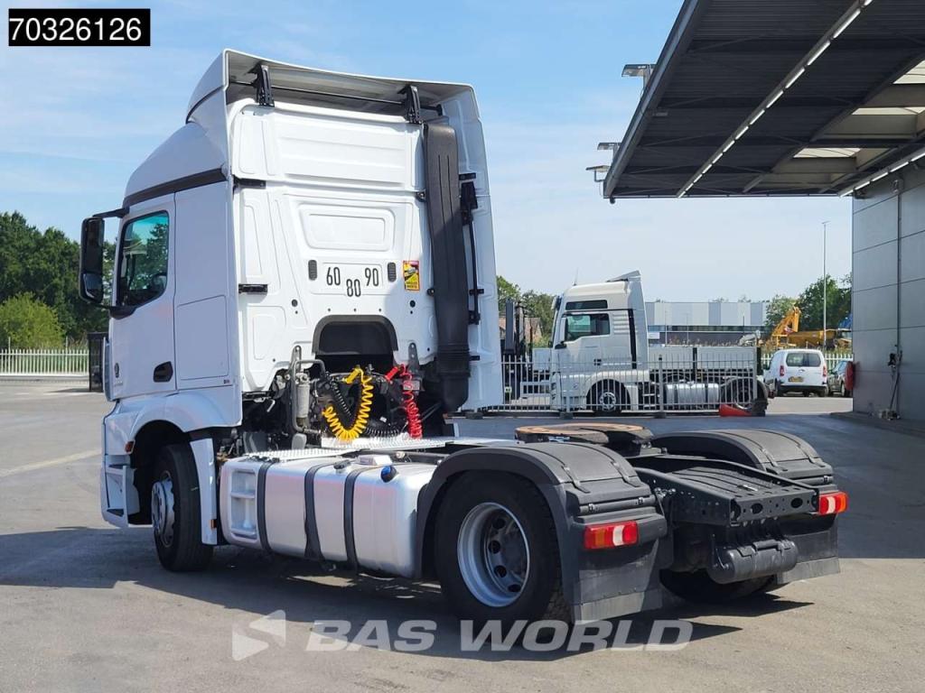 Mercedes-Benz Actros 1842 4X2 StreamSpace Automatic Photo 2