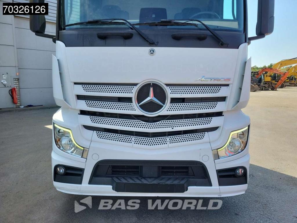 Mercedes-Benz Actros 1842 4X2 StreamSpace Automatic Photo 9