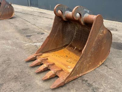 Verachtert Verachtert Excavation bucket 1000mm CW20/30/40S sold by Big Machinery