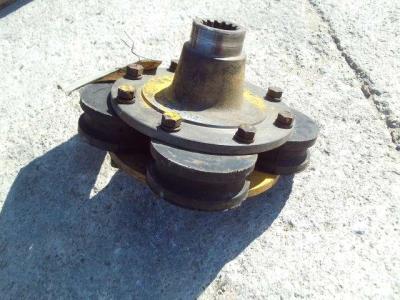 Giunto tra motore e trasmissione for Caterpillar 951C- MOTORE 3304 sold by OLM 90 Srl