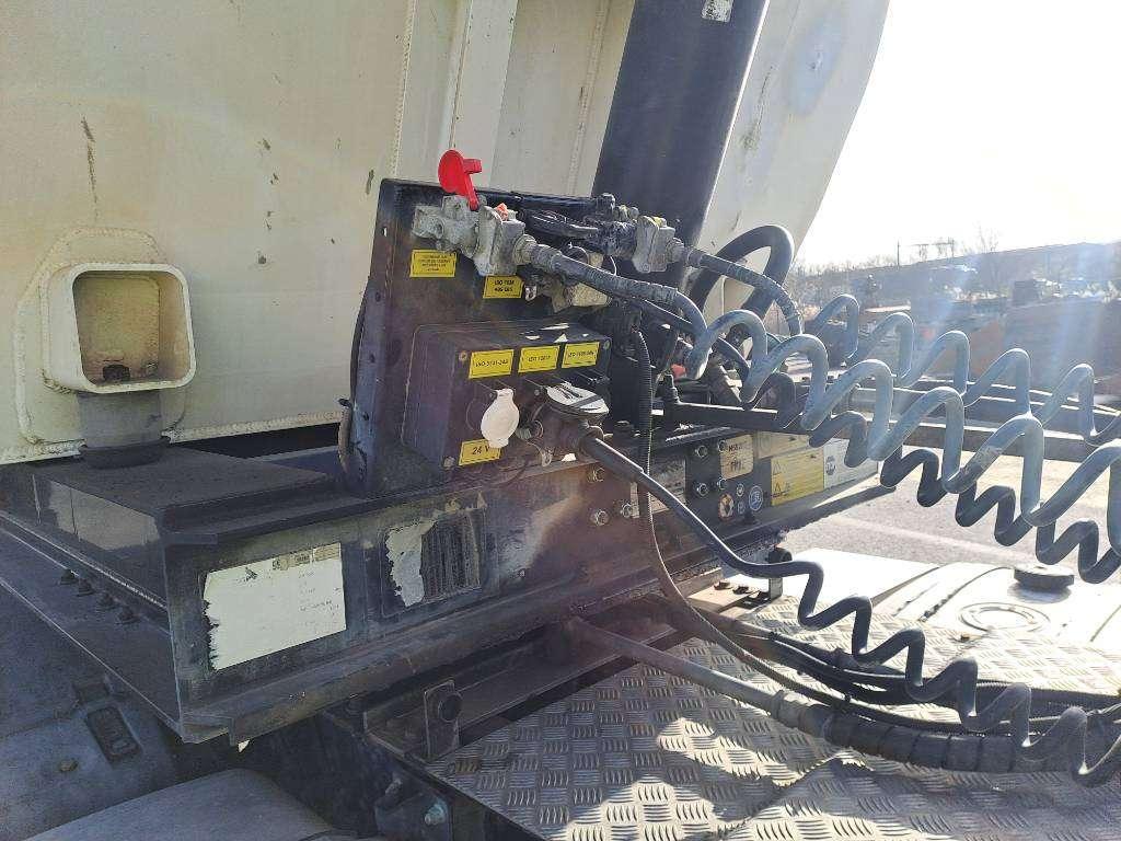 Stas S300CX ALU + MAN TGX18.470 Hydrodrive Photo 18