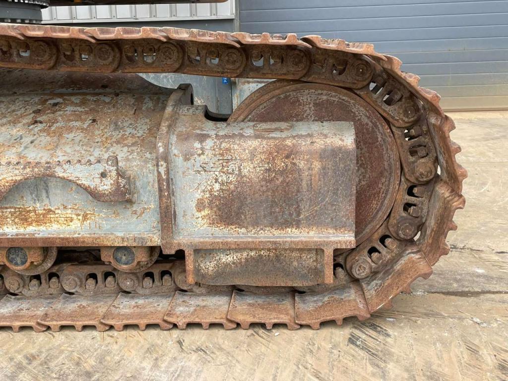 Liebherr R926LC Photo 24