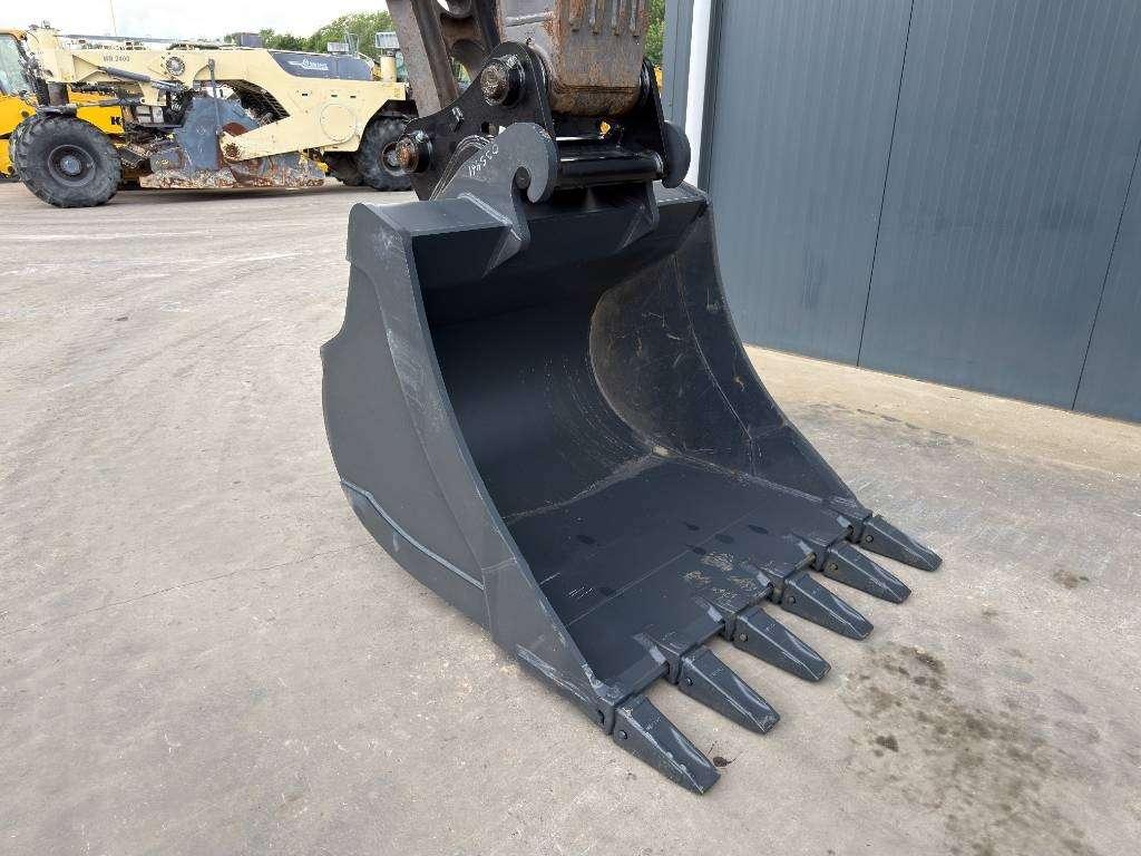Volvo EC300E L | Only 2000 Hours! Photo 10