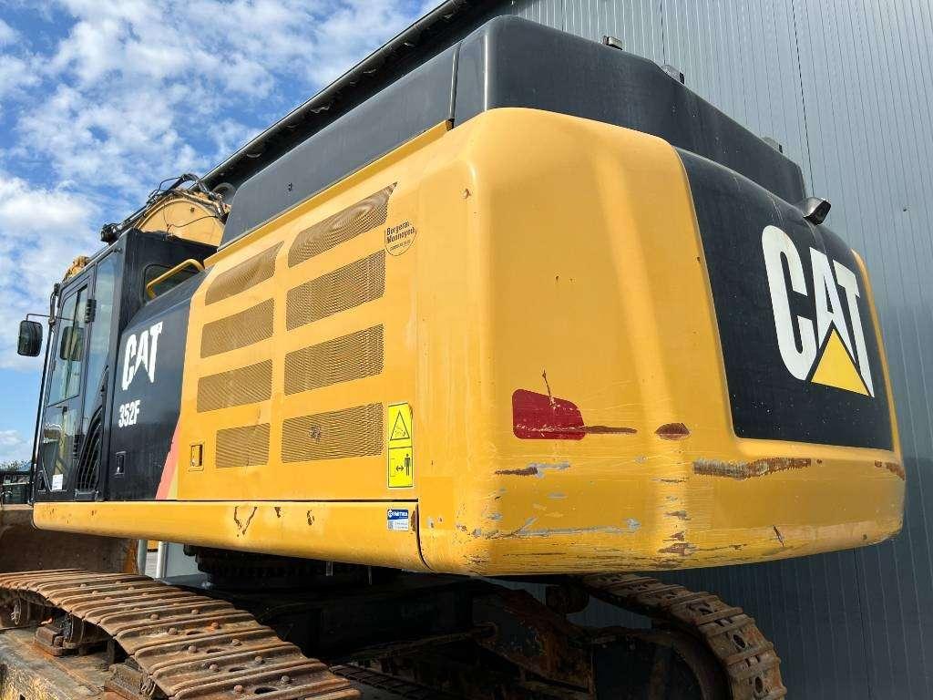 Caterpillar 352F Photo 6