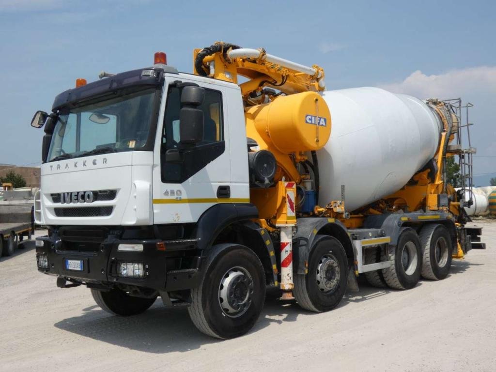 Iveco TRAKKER 450 Photo 3