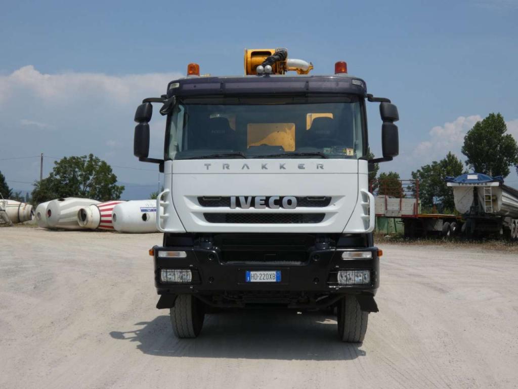 Iveco TRAKKER 450 Photo 5