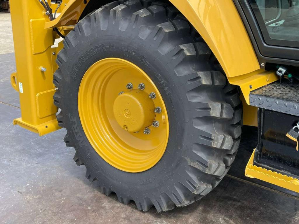 Caterpillar 424 Photo 16