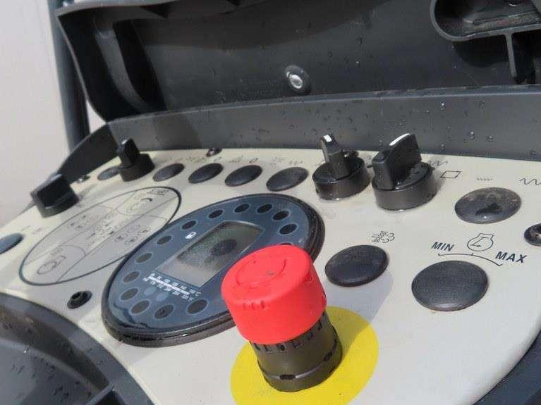 Bomag BW100 AD-5 Photo 11